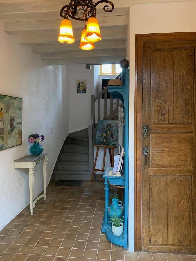 Le Petit Manoir Bed & Breakfast Isigny-le-Buat Ngoại thất bức ảnh